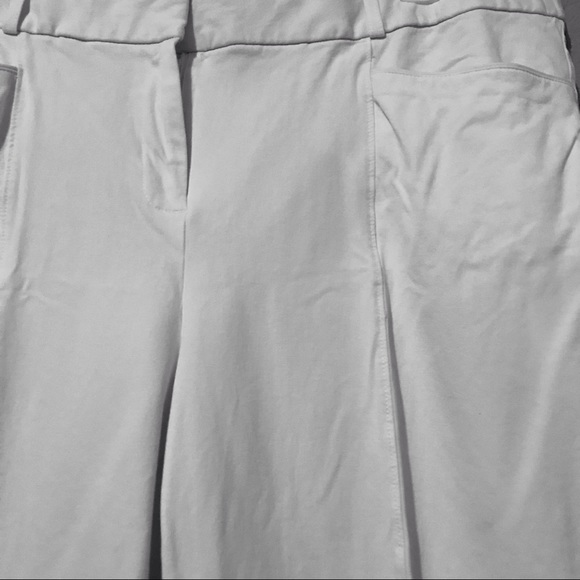 White Ankle Length Capris - Picture 4 of 6